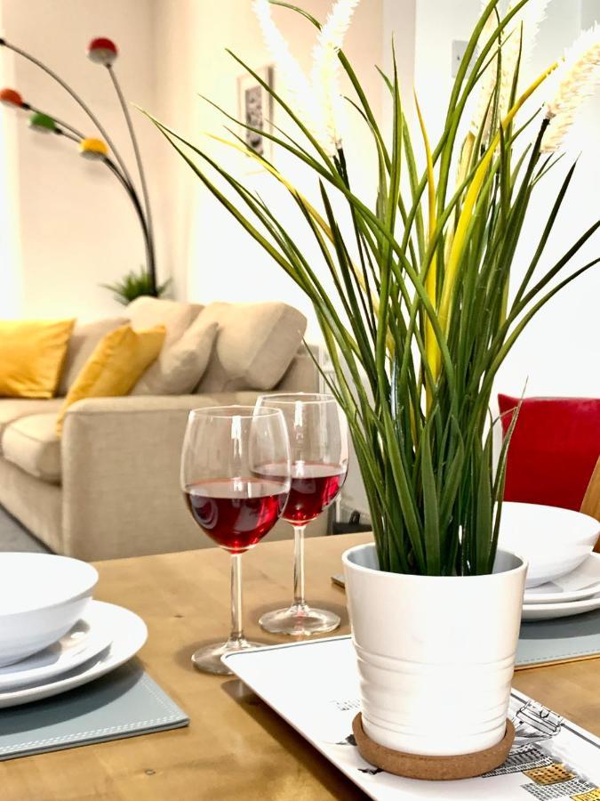 Contemporary 2 Bedroom Victorian Town House - Sleeps Up To 6 Kimberley  Экстерьер фото